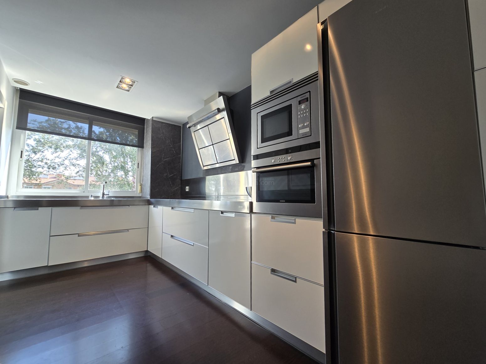 Kitchen of Flat for sale in  Logroño  with Heating, Private garden and Storage room