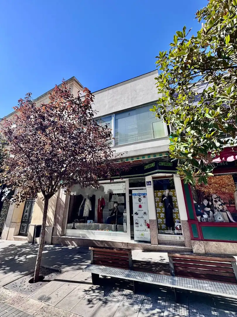 Local comercial de lloguer a Valdepeñas, imagen 2