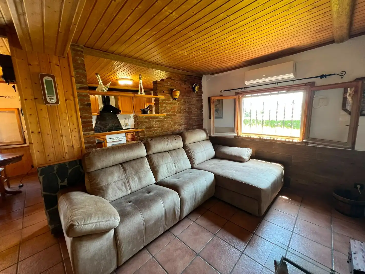Sala de estar de Casa o chalet en venta en Fogars de la Selva con Aire acondicionado, Jardín privado y Terraza