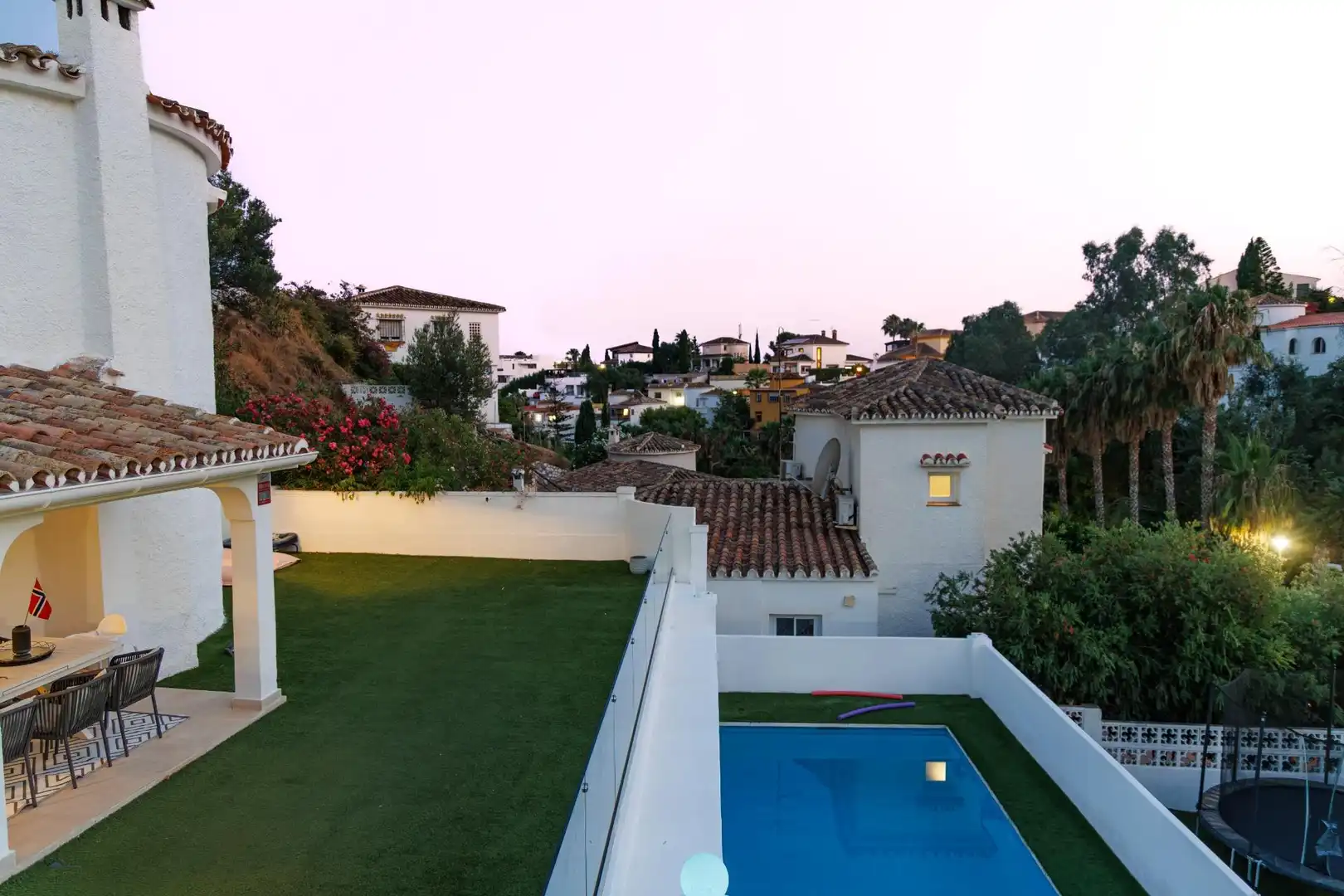 Jardí de Casa o xalet en venda en Benalmádena amb Aire condicionat, Calefacció i Jardí privat
