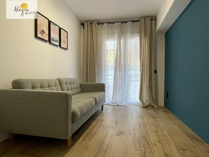 Sala d'estar de Pis en venda en  Valencia Capital amb Aire condicionat i Balcó