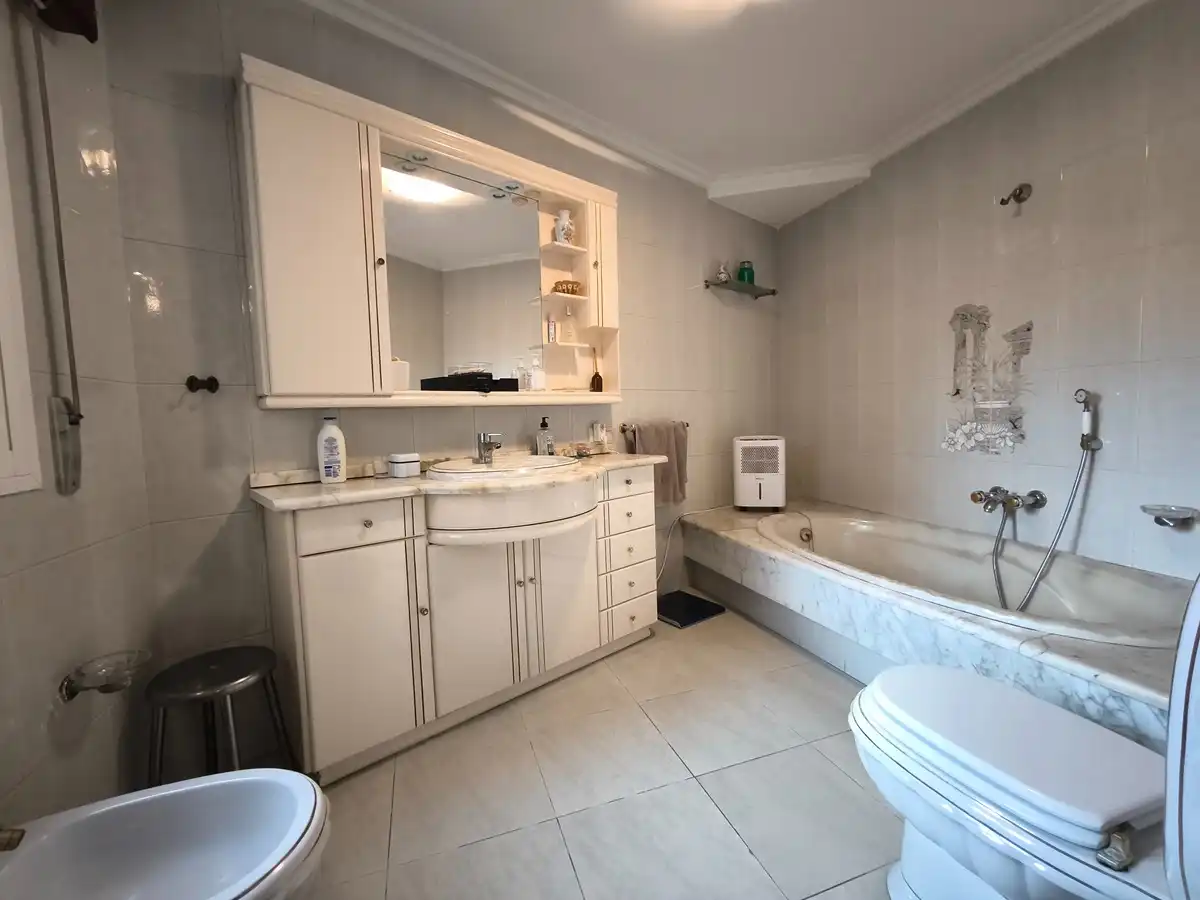 Bathroom of Houses for sale in Vilagarcía de Arousa  with Heating, Terrace and Storage room