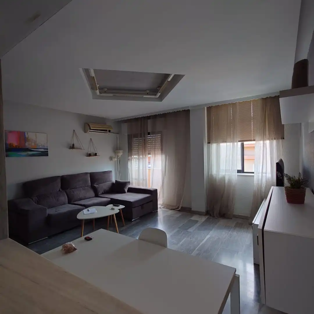 Sala de estar de Piso de alquiler en Huelva con Aire acondicionado, Amueblado y Balcón