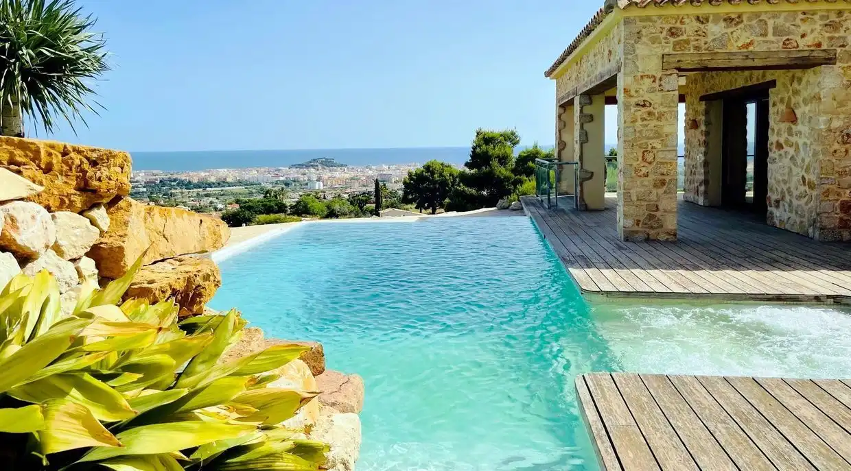 Maison avec piscine à vendre à Antigona 12