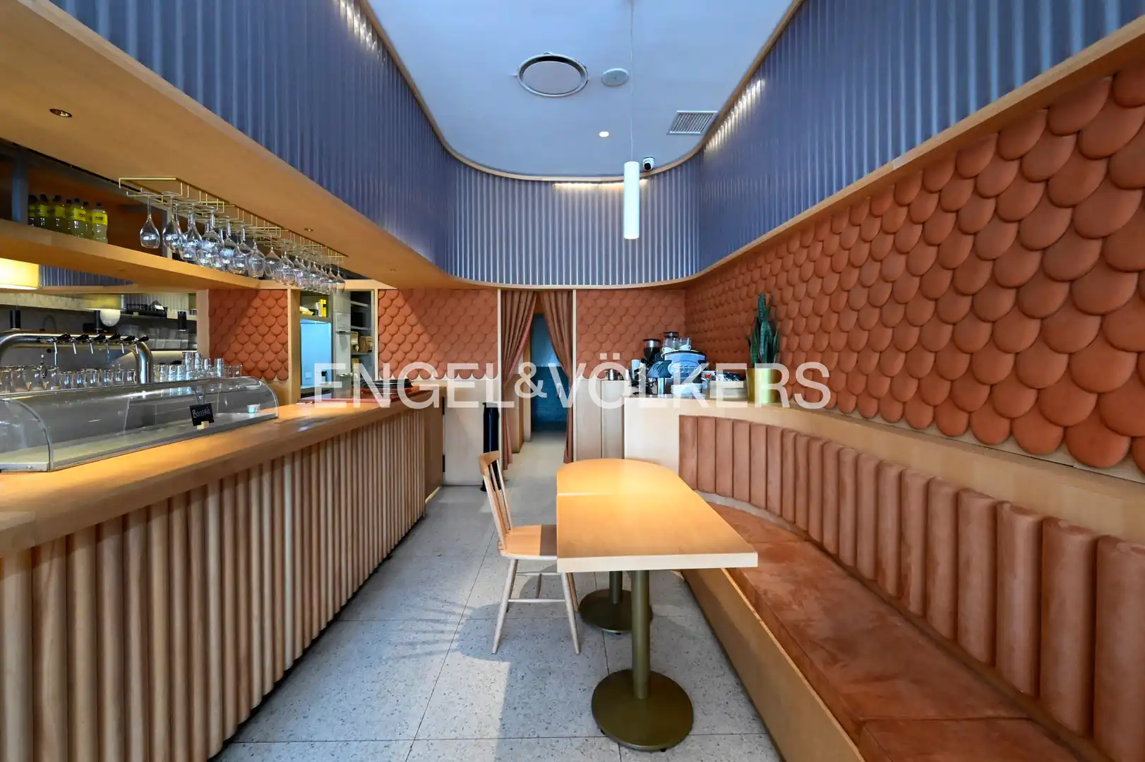 Commercial properties for sale in Santander  with Air Conditioner, Terrace and Furnished