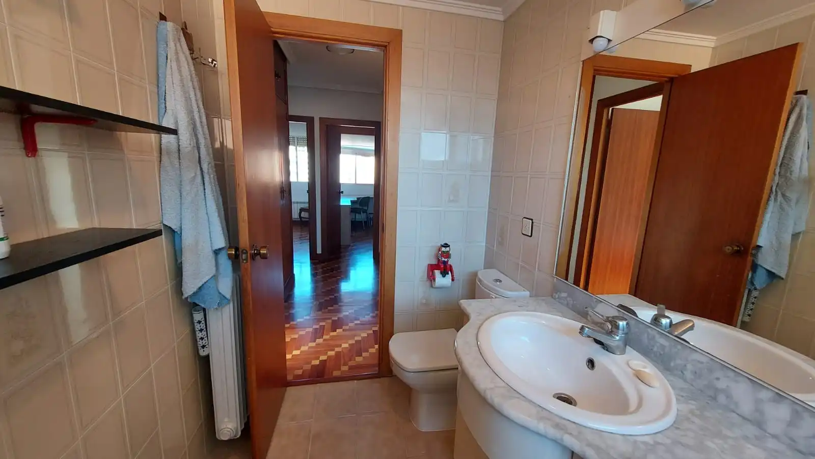 Baño de Piso de alquiler en Valladolid con Amueblado