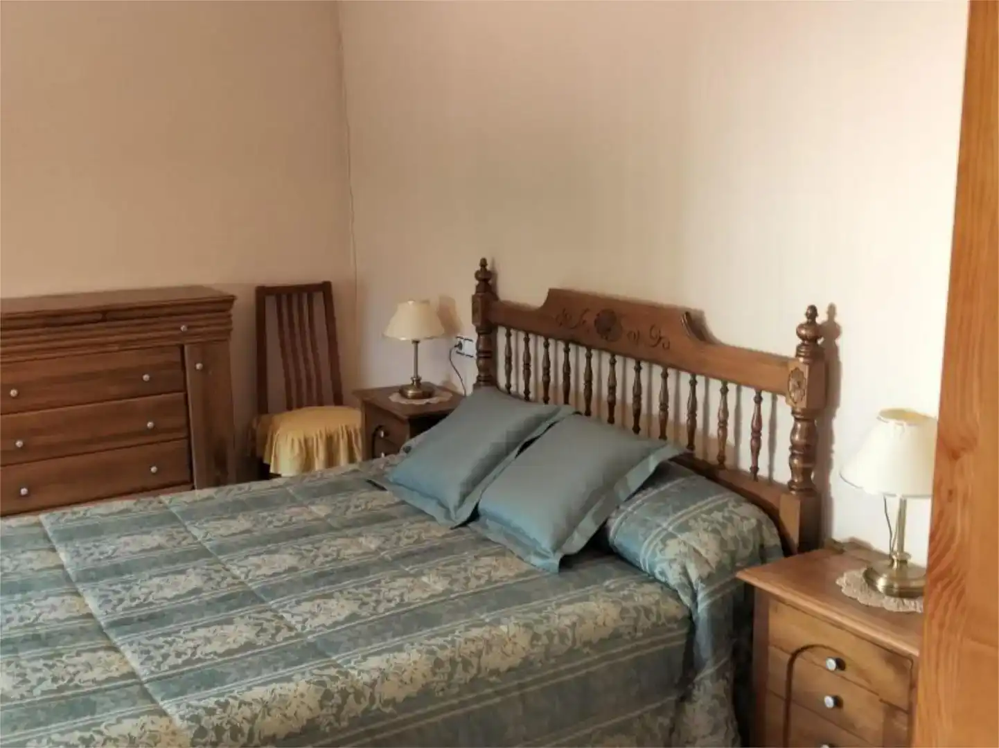 Bedroom of Flat for sale in Otos  with Air Conditioner, Private garden and Storage room