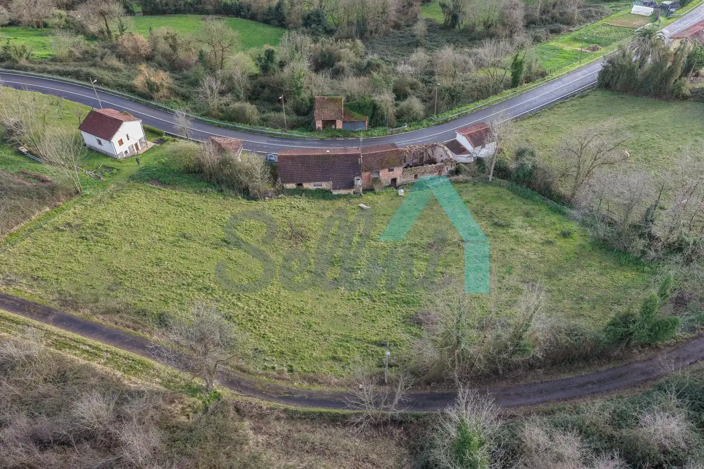 Casa o xalet en venda en Oviedo  amb Calefacció, Jardí privat i Terrassa