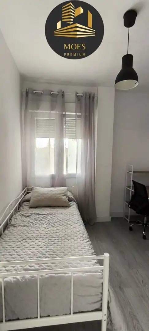 Habitación de Piso en venta en Úbeda con Aire acondicionado, Calefacción y Balcón
