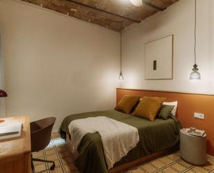 Bedroom of Flat to share in  Barcelona Capital  with Air Conditioner, Heating and Terrace
