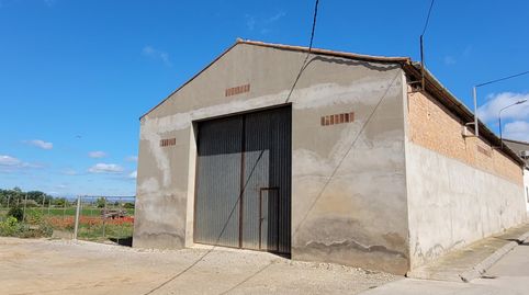 VENTA de ALMACÉN con PATIO URBANO, imagen 2