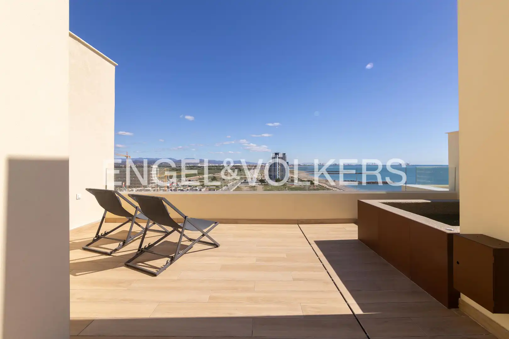 Attic for rent in Playa del Puig
