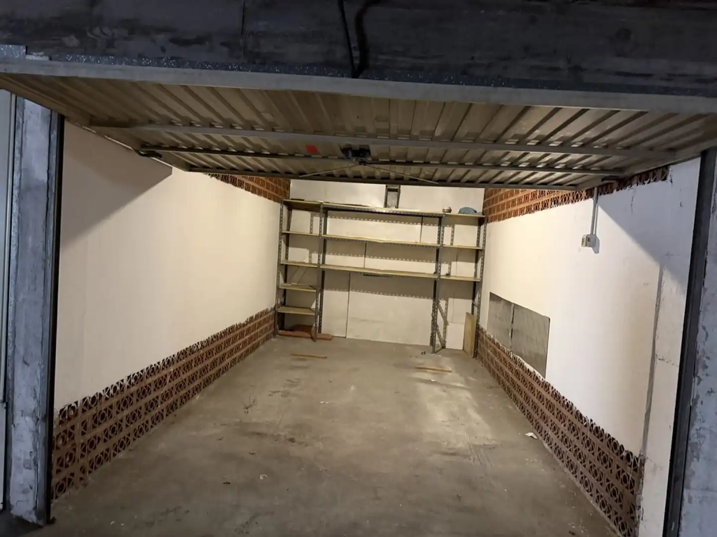 Parcheggio in vendita a Versalles