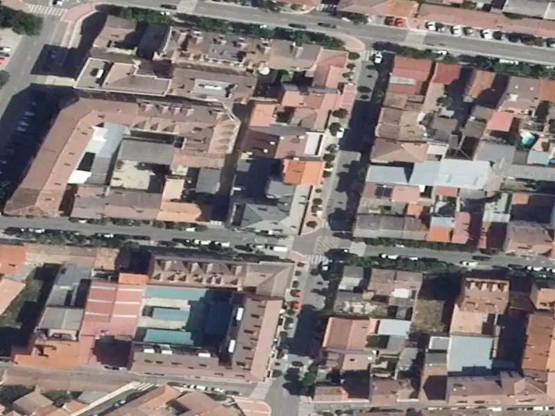 Pis en venda a Calle Veintinueve DIC
