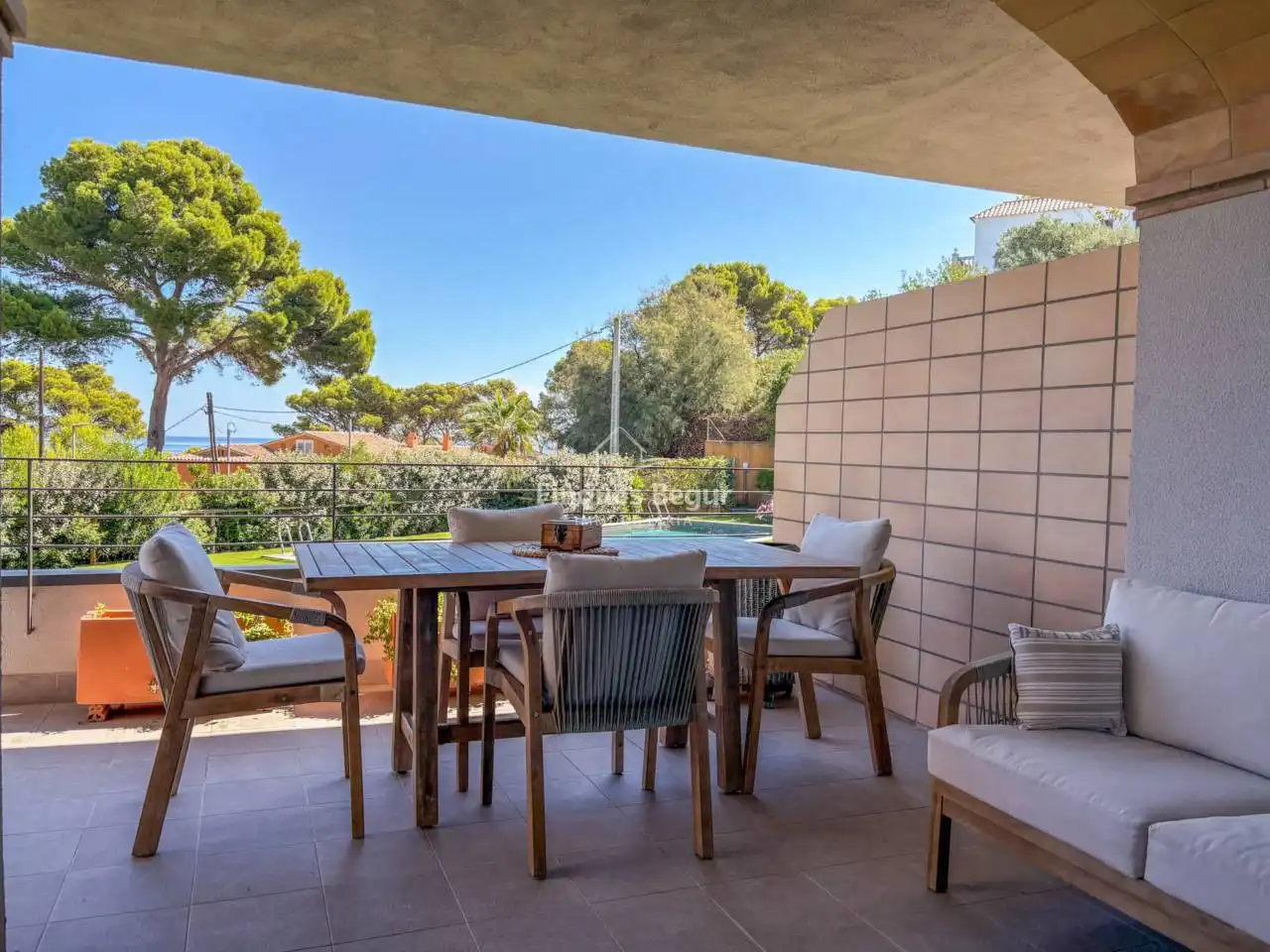 Apartment mit Pool zum Verkauf in Calle Terra Roja