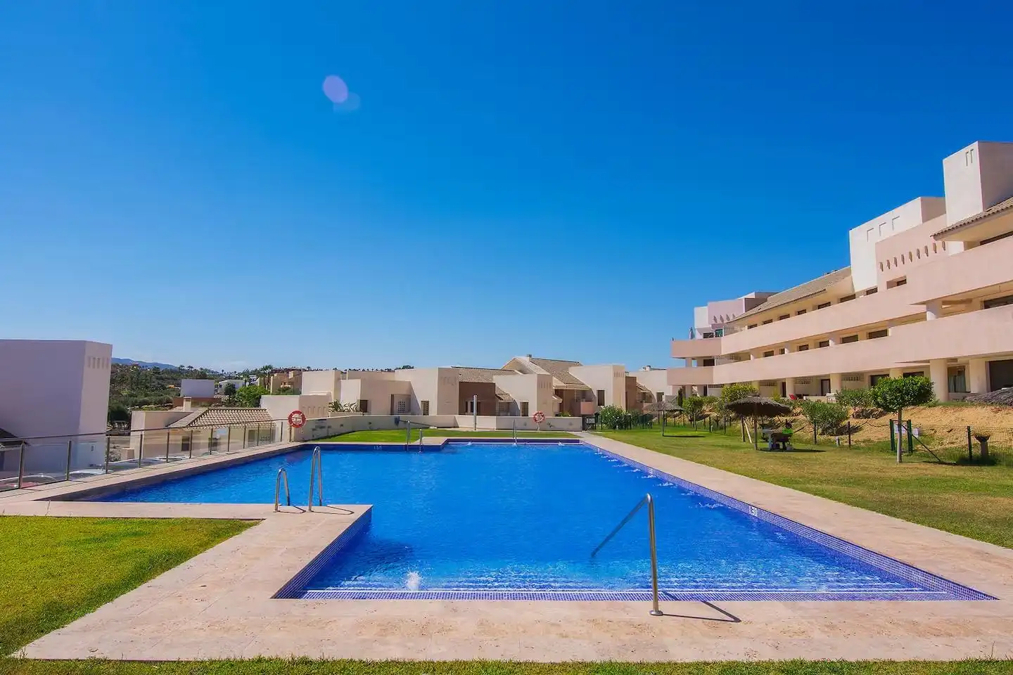 Piscina de Àtic de lloguer en Vera amb Aire condicionat, Terrassa i Moblat