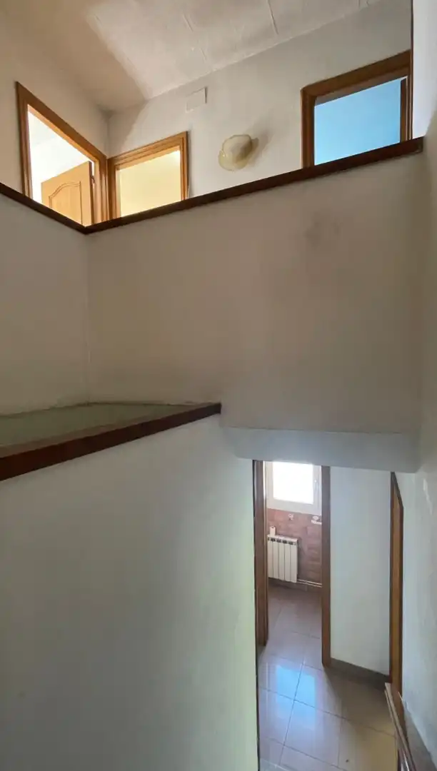 Casa adosada en venda a Maçana