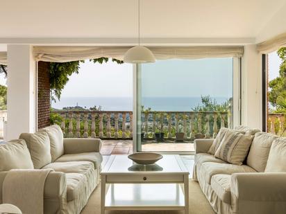 Living room of House or chalet for sale in Sant Andreu de Llavaneres  with Private garden, Terrace and Swimming Pool