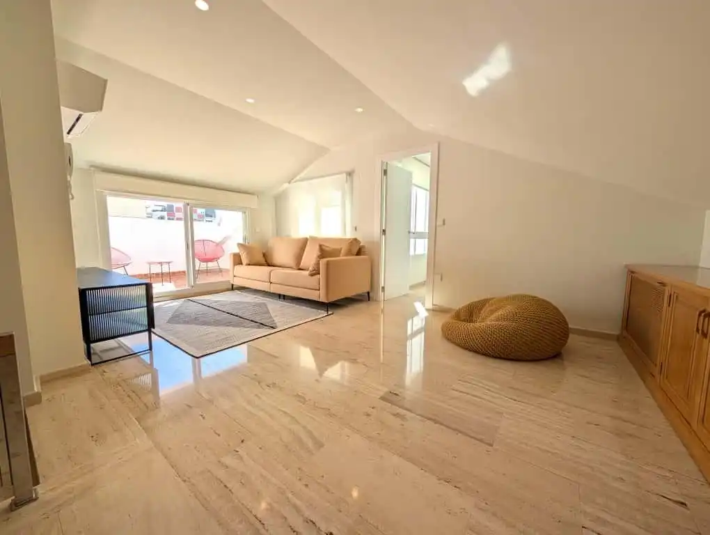 Sala d'estar de Dúplex en venda en Gandia amb Aire condicionat, Terrassa i Traster