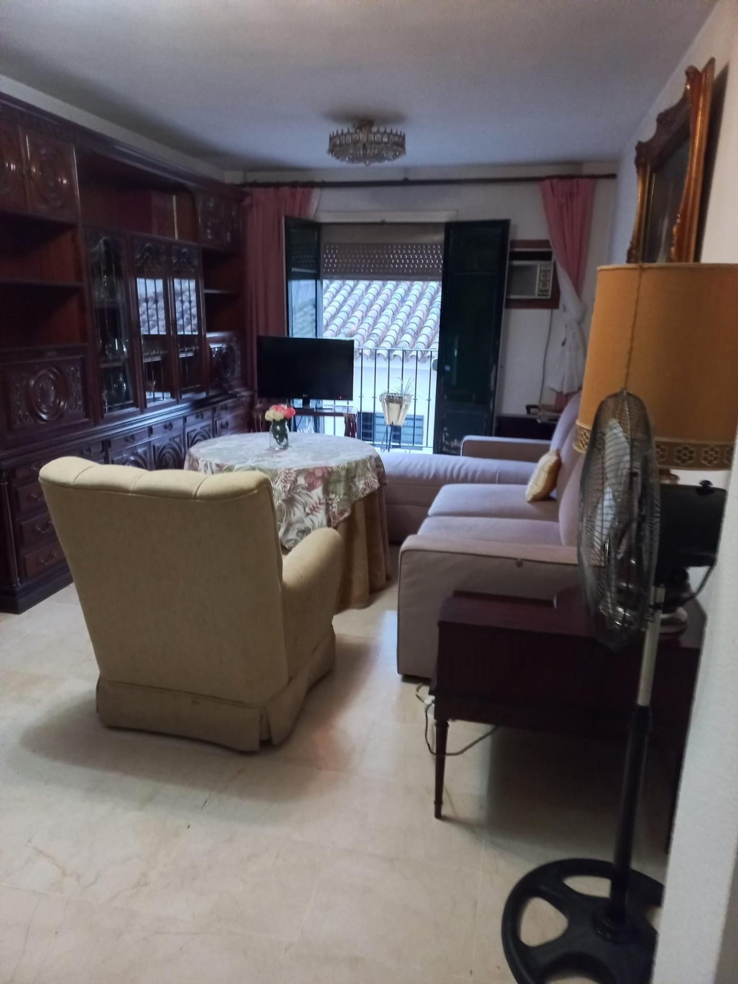 Living room of Flat for sale in  Sevilla Capital  with Air Conditioner