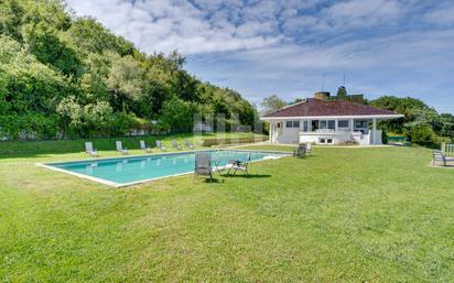 Swimming pool of House or chalet for sale in Hondarribia  with Heating, Private garden and Terrace