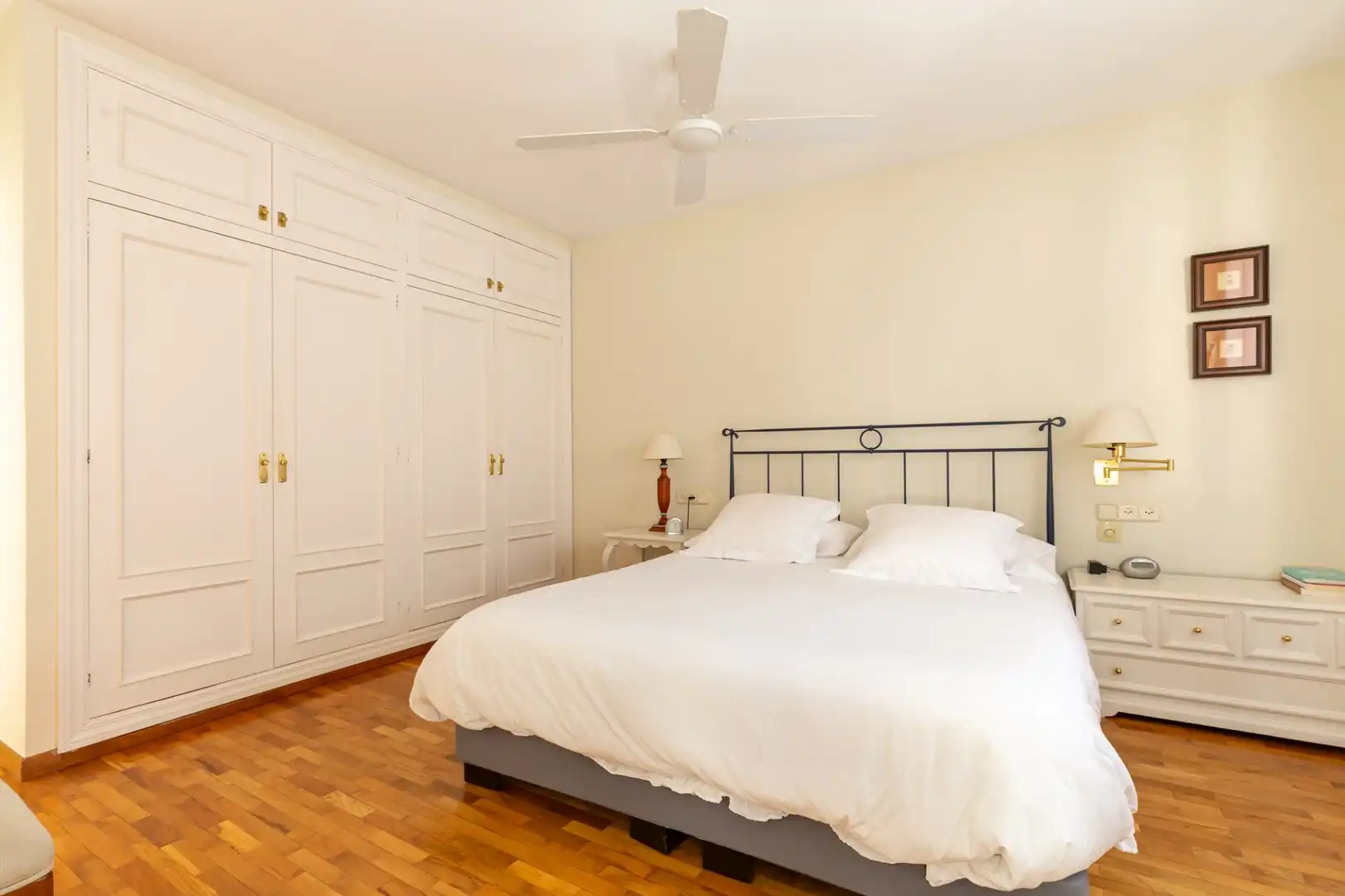 Casa adosada en venta en MIQUEL REVERTER, Centre