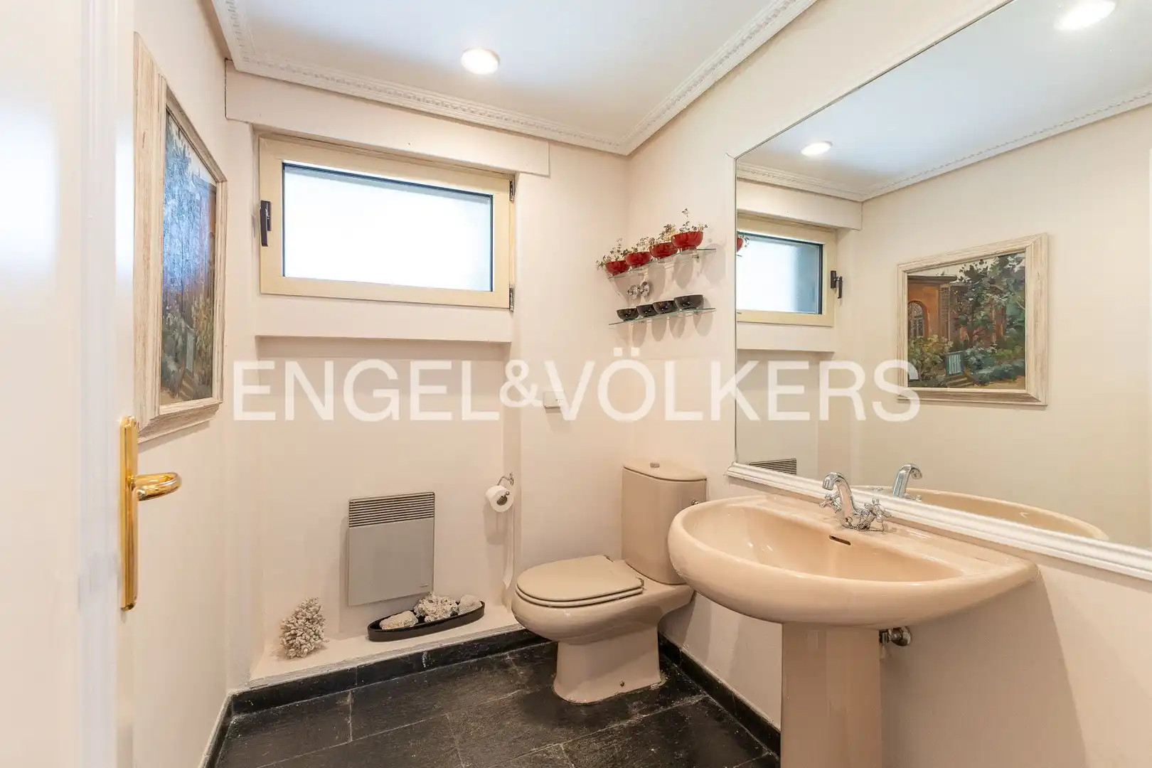 Badezimmer von Country house zur Miete in Alpedrete mit Klimaanlage, Heizung und Privatgarten