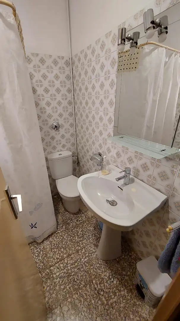 Baño de Casa adosada en venta en Olèrdola con Aire acondicionado, Calefacción y Amueblado