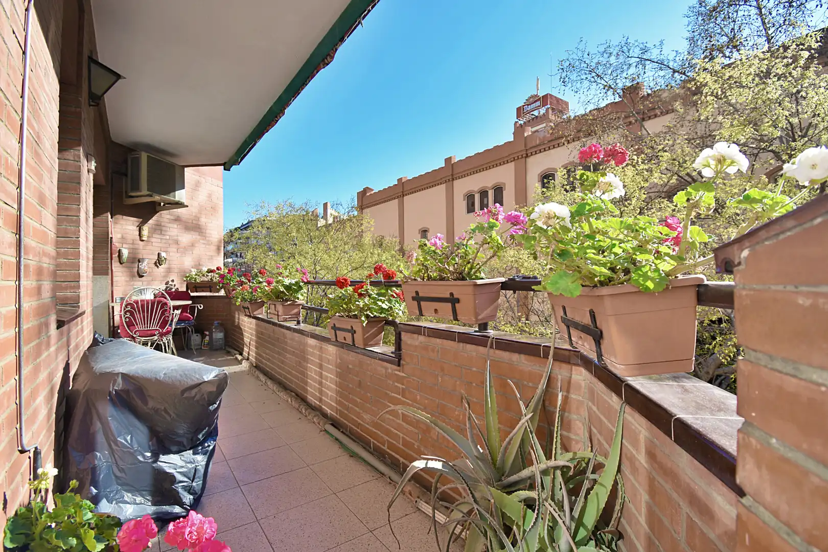 Terraza de Piso en venta en Barcelona con Aire acondicionado, Calefacción y Balcón