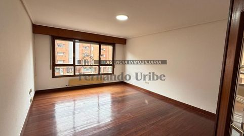Foto 4 de Piso en venta en Zabale Kalea, Durango, Bizkaia