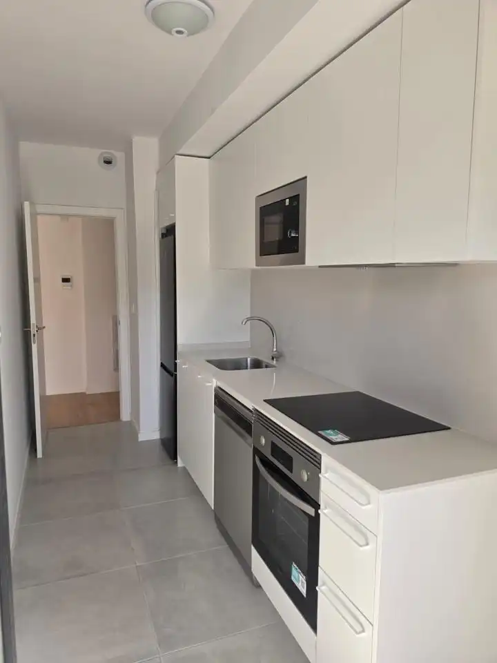 Küche von Wohnung zur Miete in Dos Hermanas mit Klimaanlage, Terrasse und Gemeinschaftspool