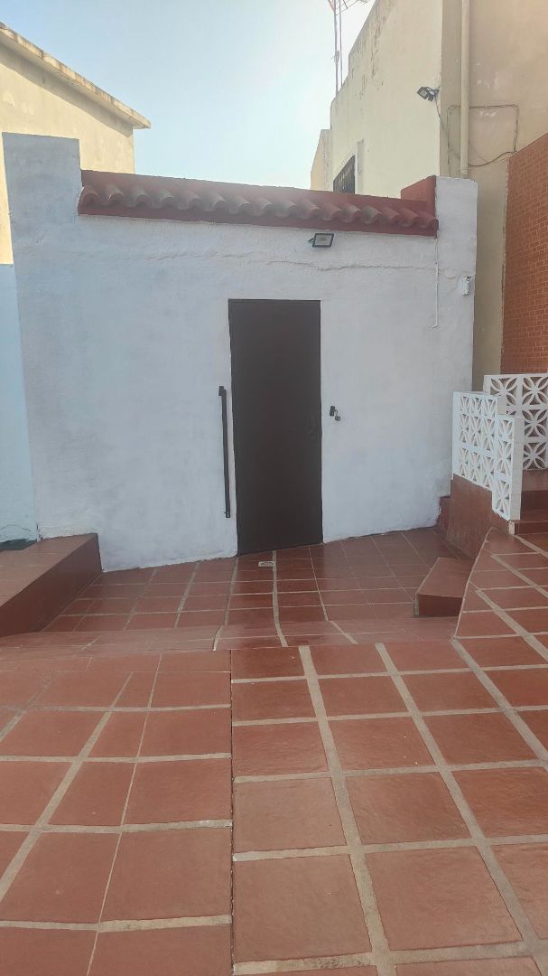 Casa o xalet en venda en  Ceuta Capital amb Jardí privat, Terrassa i Moblat