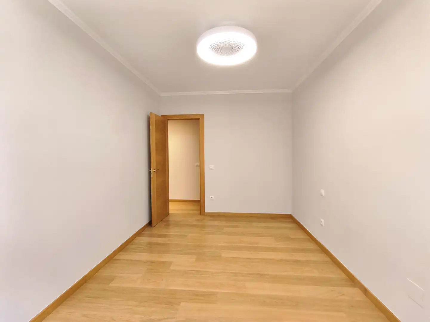 Bedroom of Flat for sale in Entrena  with Air Conditioner, Heating and Parquet flooring
