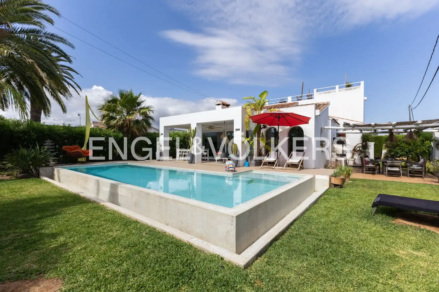 Swimming pool of Houses for sale in Dénia  with Air Conditioner, Heating and Private garden