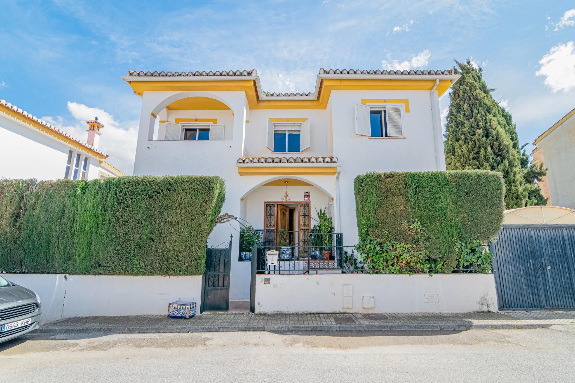 Casa o xalet en venda a Calle Calle de los Alminares, Híjar, Las Gabias
