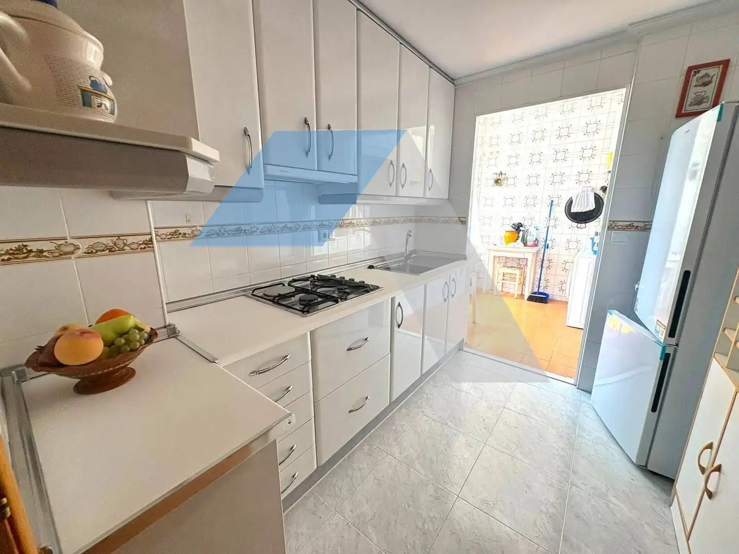 Küche von Wohnung zum Verkauf in Sant Joan d'Alacant mit Balkon