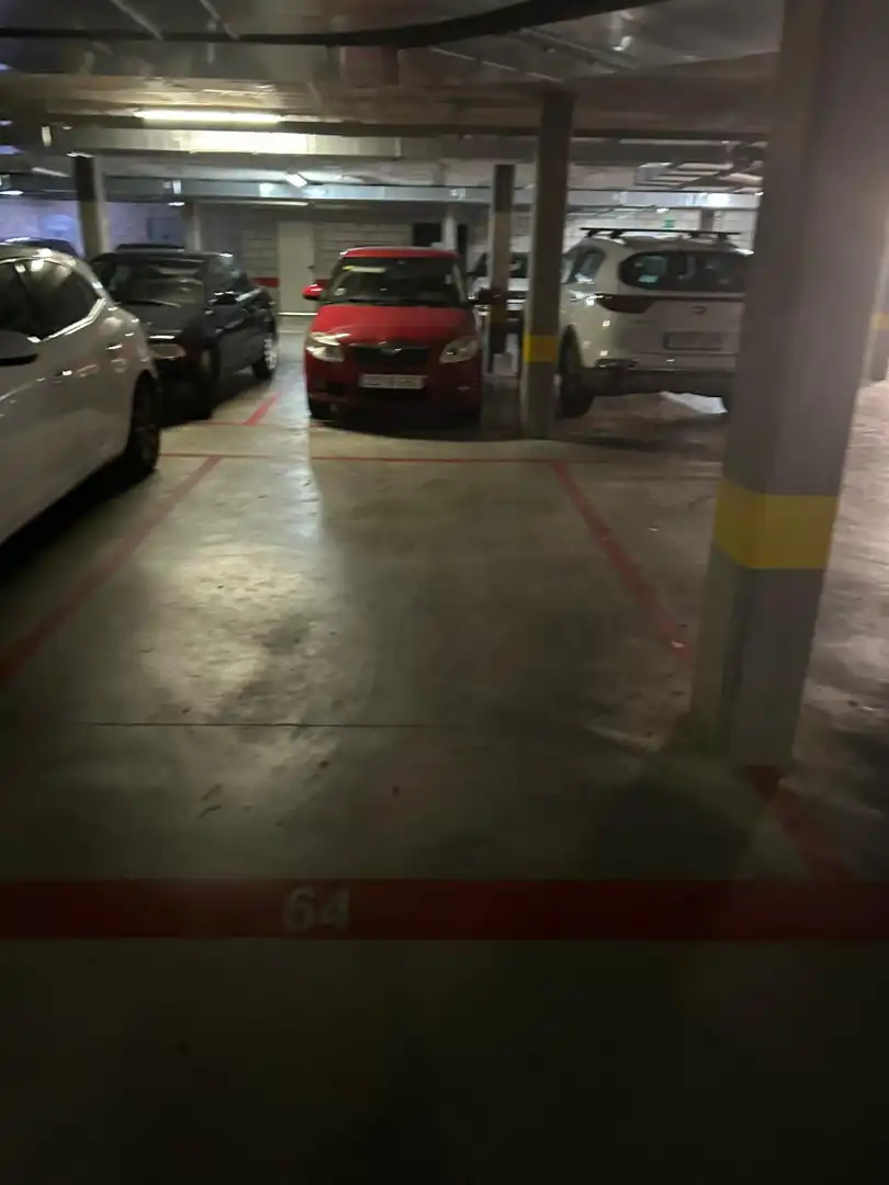 Parking de Piso en venta en Tomares con Aire acondicionado, Terraza y Amueblado