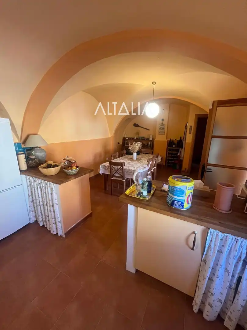 Cuina de Casa o xalet en venda en Torrejoncillo del Rey amb Calefacció, Terrassa i Alarma