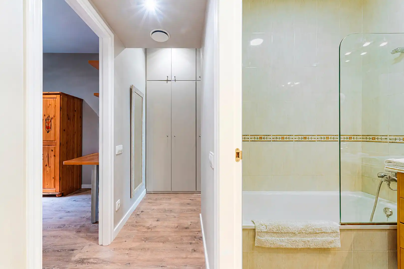 Bathroom of Flat for sale in Igualada  with Heating and Parquet flooring