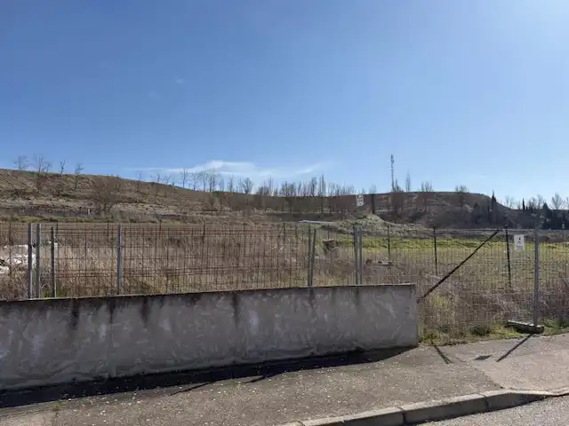 Residential zum Verkauf in Buniel