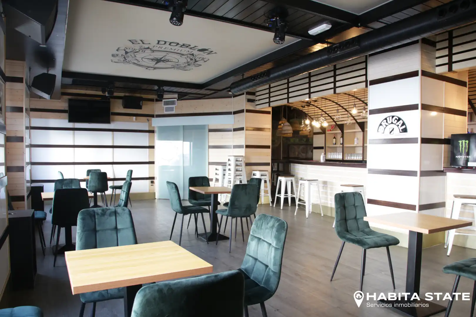 Local en venta en Adra con Aire acondicionado, Amueblado y Alarma
