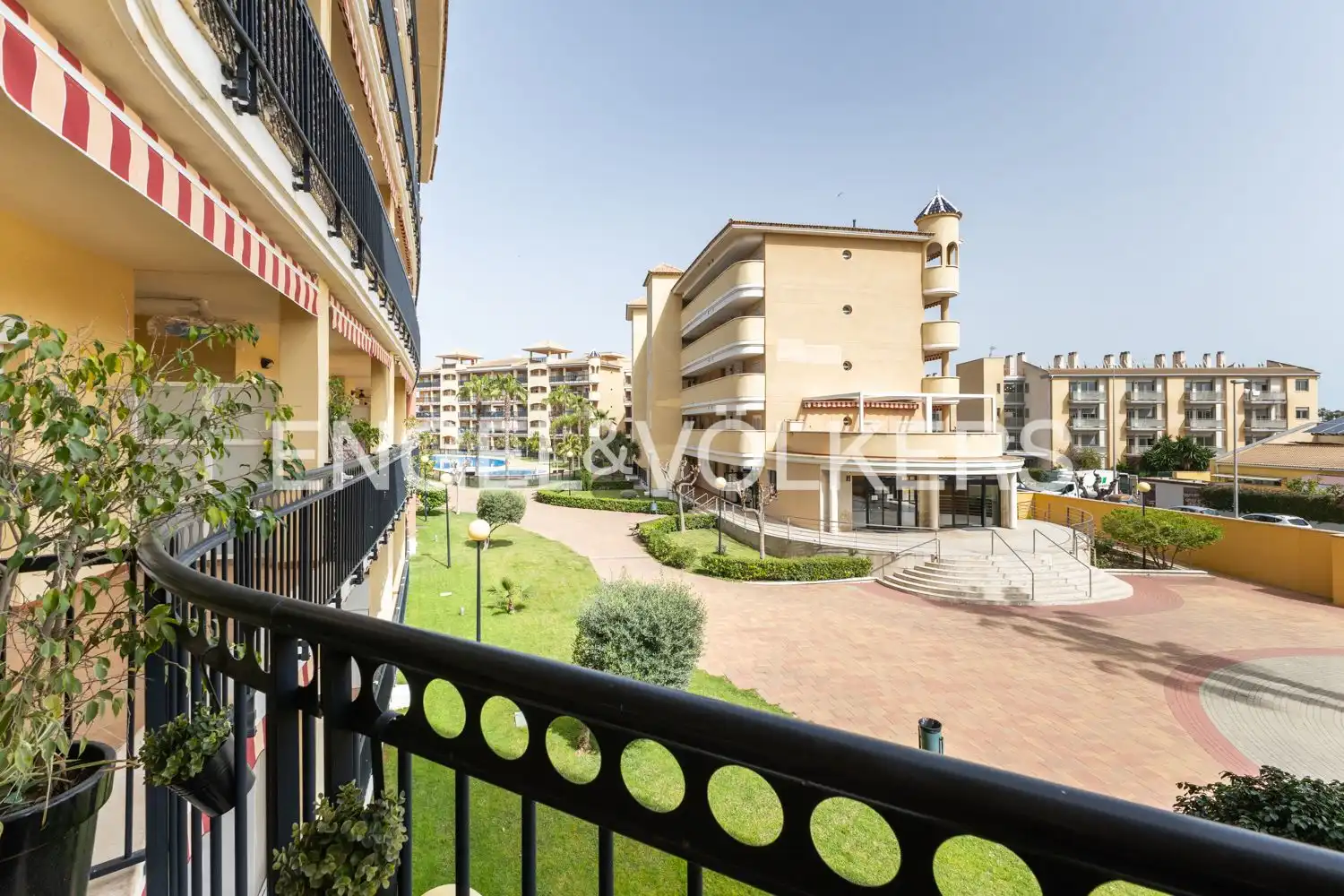 Vista exterior de Pis de lloguer en Canet d'En Berenguer amb Aire condicionat, Calefacció i Jardí privat