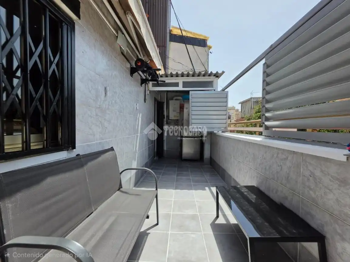 Terraza de Piso en venta en Santa Coloma de Gramenet con Aire acondicionado, Parquet y Terraza