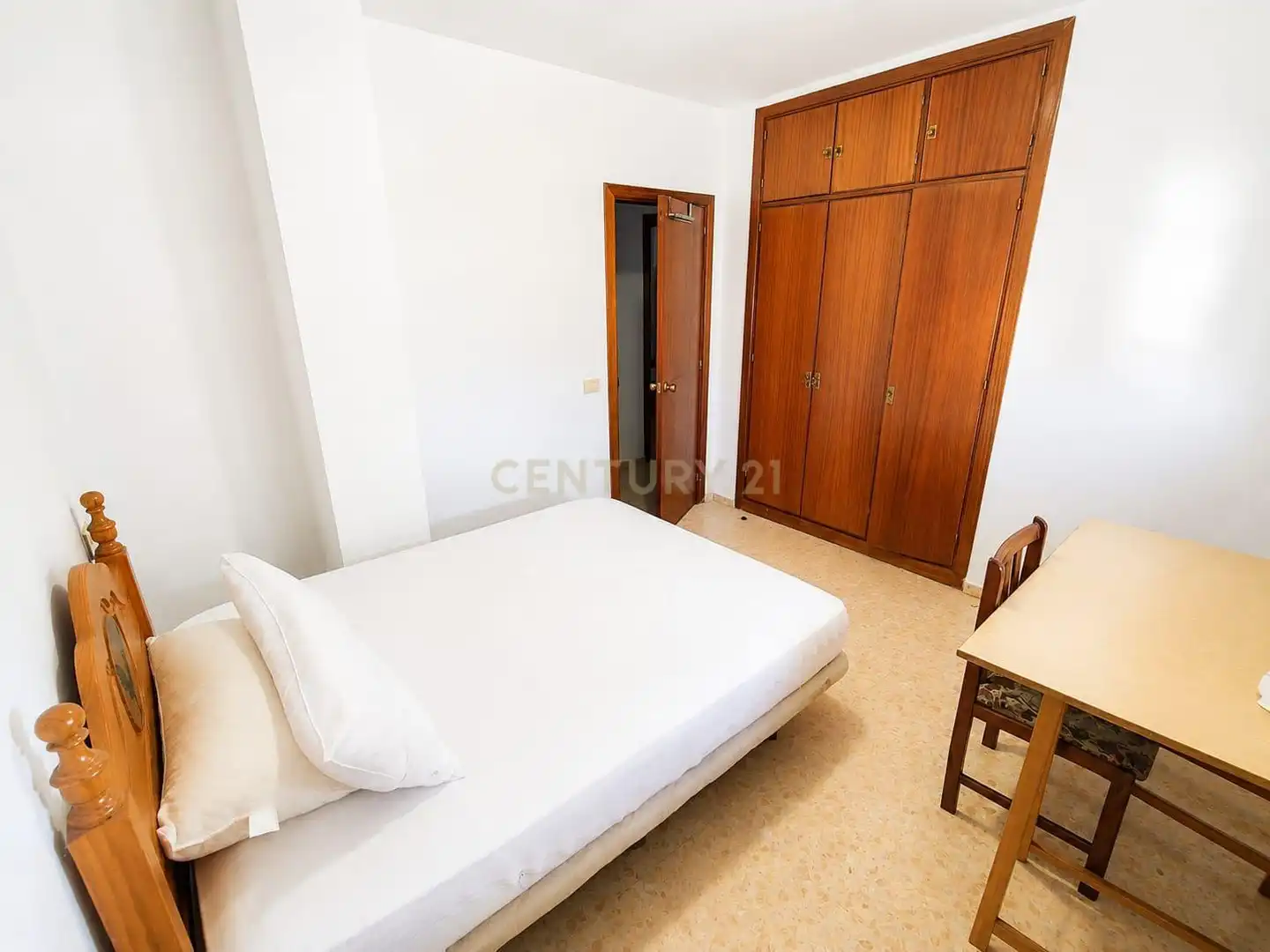 Flat for rent in Avenida de la Bondad, Cáceres‎, Spain, 12, Nuevo Cáceres