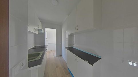 Foto 3 de Piso en venta en Carrer Monturiol, Can Mas, Ripollet