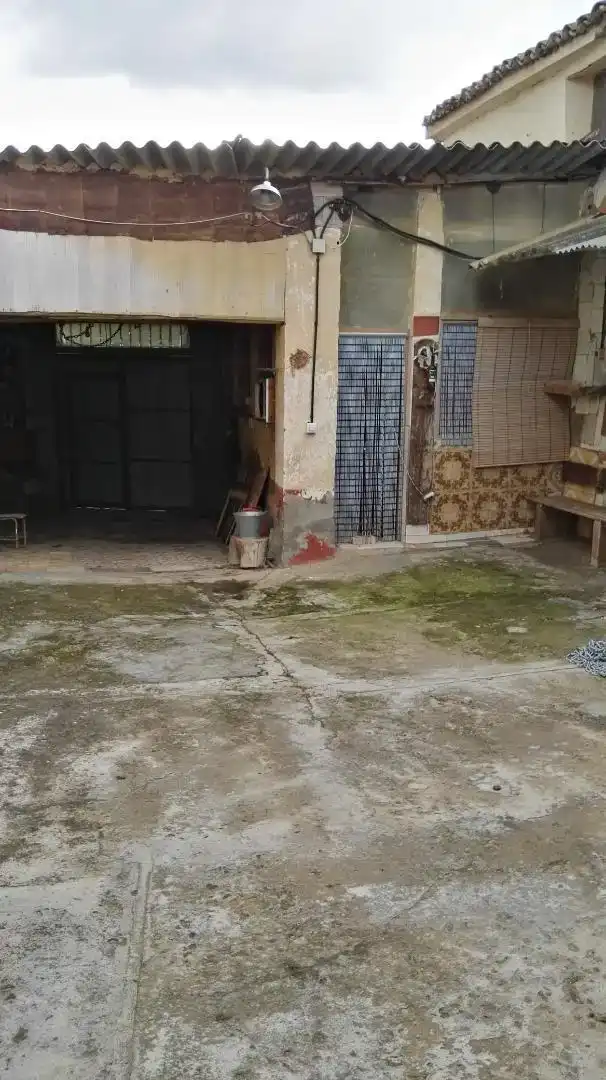 Aparcament de Casa adosada en venda en Roales de Campos amb Traster