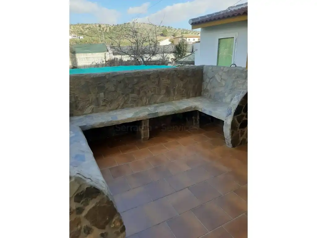 Terrassa de Casa o xalet en venda en El Burgo