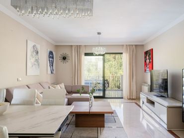 Apartament amb piscina en venda a Calle Luis Morales 108