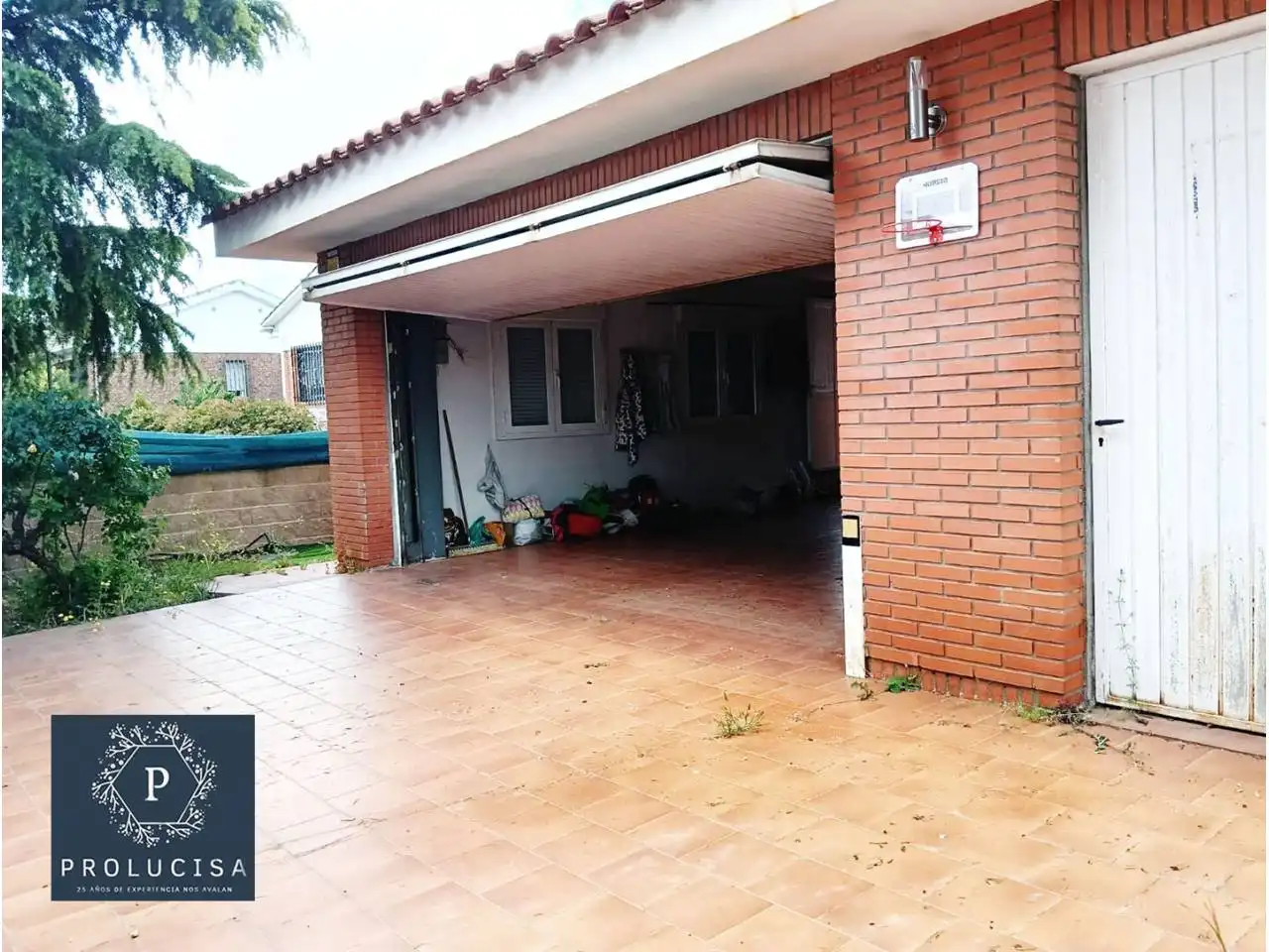 Parking de Casa o chalet en venta en Serranillos del Valle con Calefacción, Terraza y Piscina