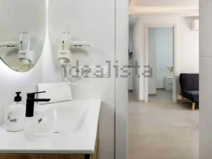 Bany de Pis en venda en Benalmádena amb Aire condicionat, Terrassa i Piscina